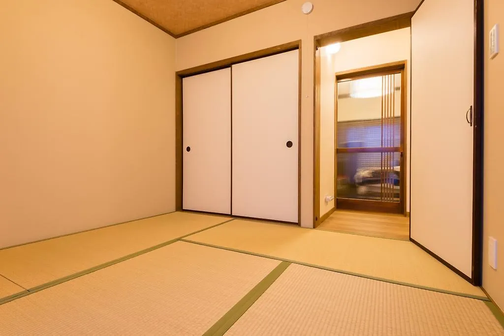 Seijyaku No Ie Villa Kyoto 0*,